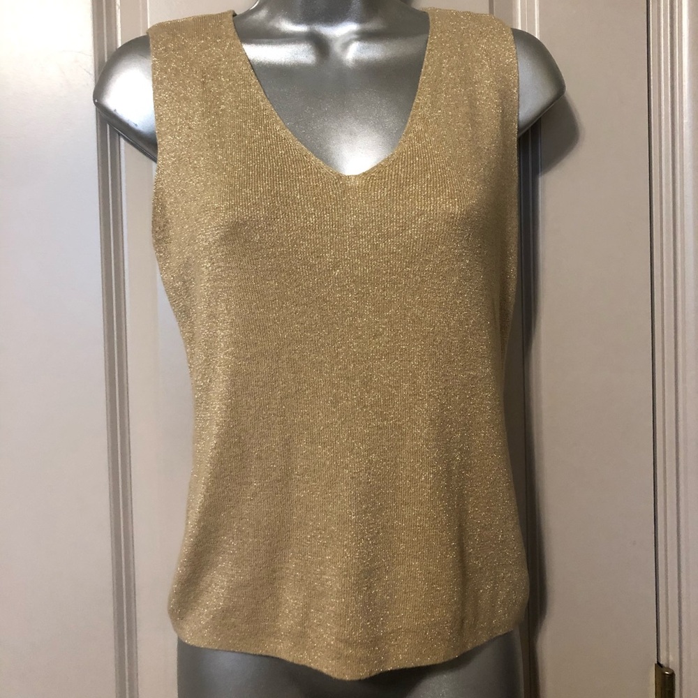 Covington is Gold/shiny sleeveless top size small
